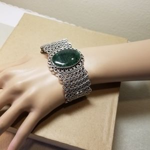 RADIANT BRACELET NWOT